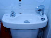 WiCi Concept Waschbecken auf die Toilette anpassungsfähiges - Herr L (Frankreich - 90) - 3 auf 3